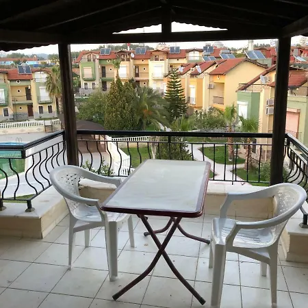 Lovely Three Bedroom House Near A White Sandy Beach *